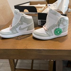 Children’s Jordan shoes